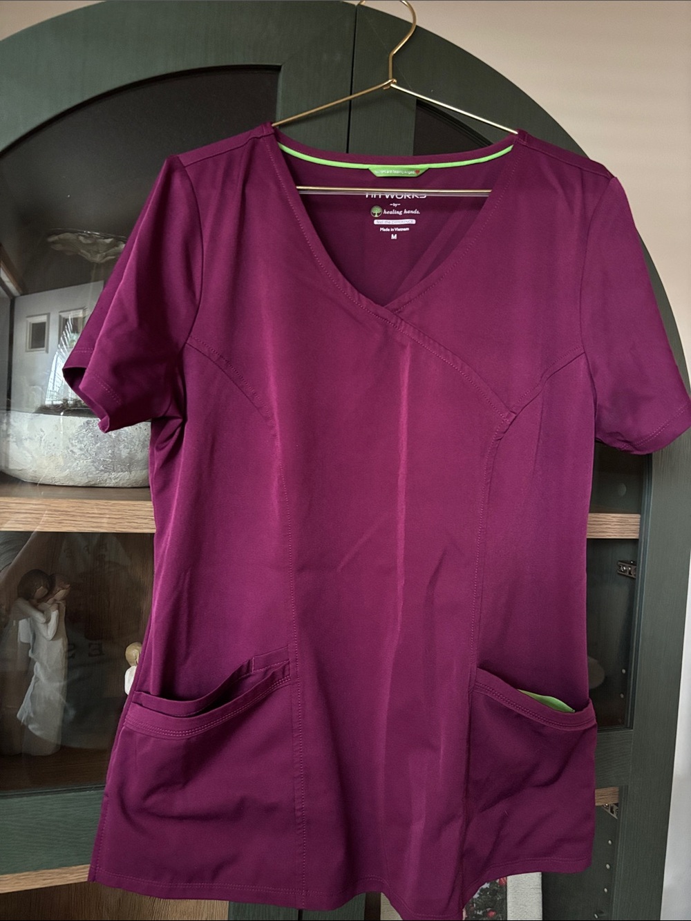 healing hands Women's V-Neck Scrub Top in Wine